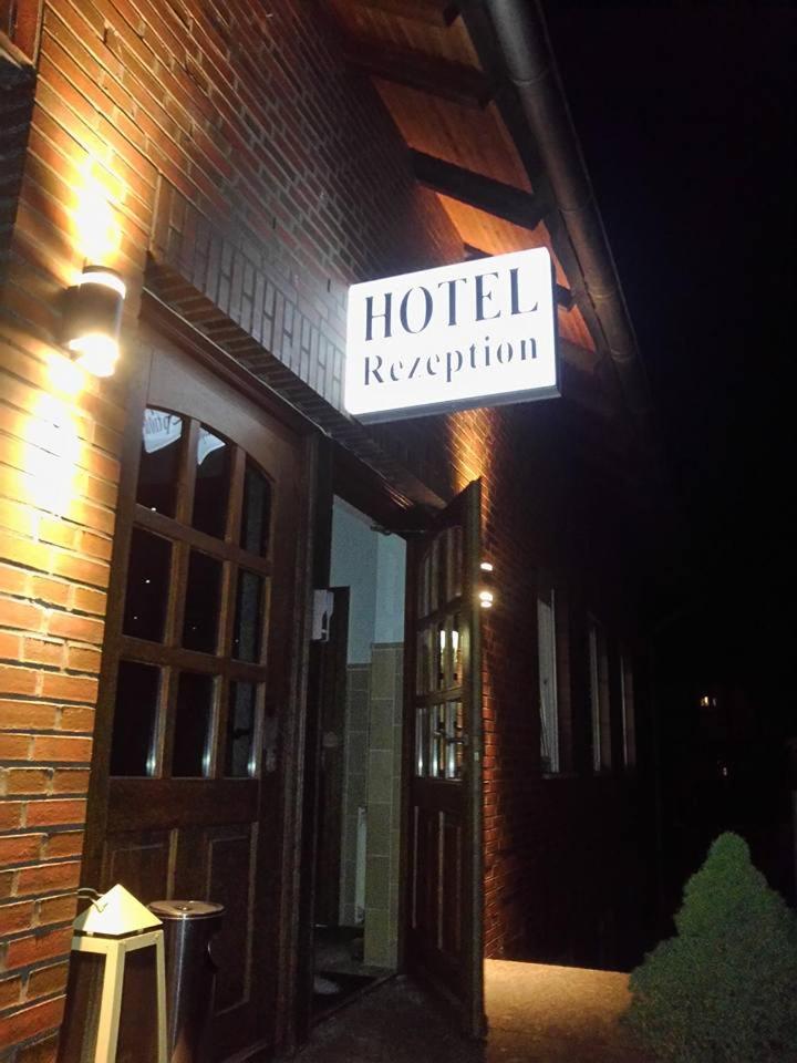 舒伯特盖斯豪斯酒店 加尔布森 外观 照片